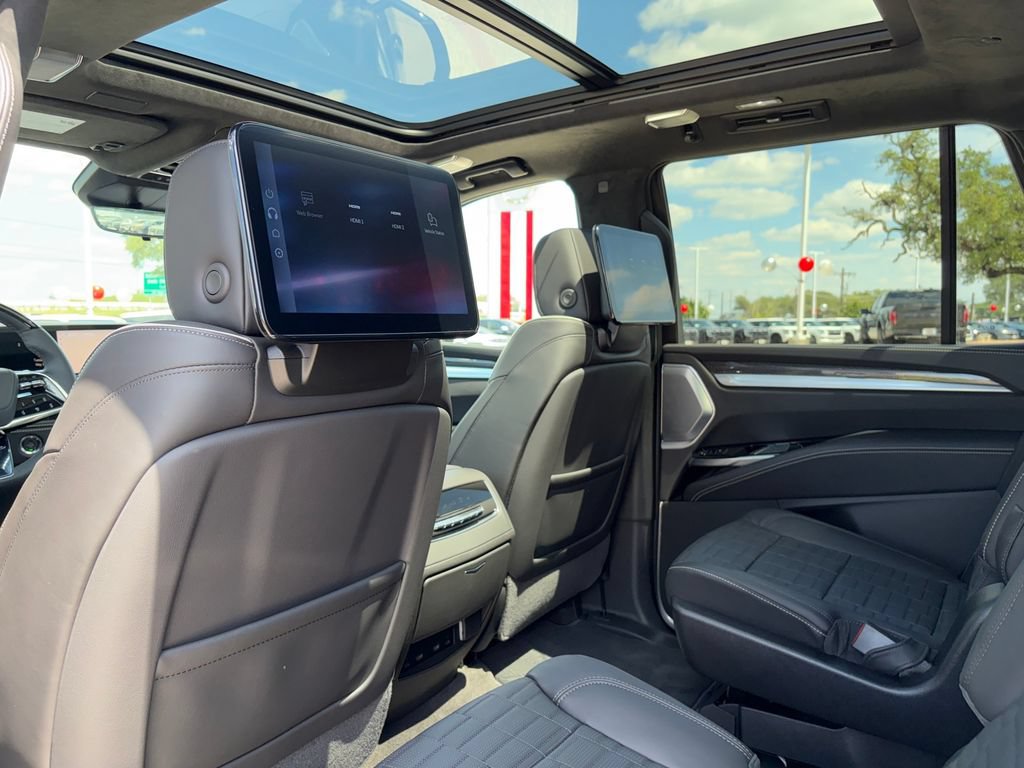 Used 2026 Cadillac Escalade V AWD/4WD image 26