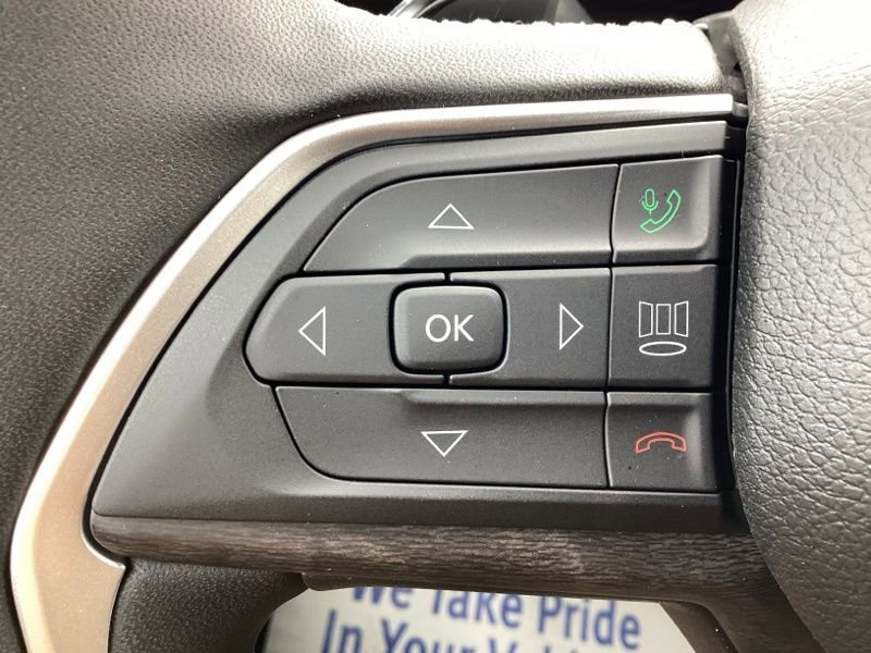 New 2025 Jeep Grand Cherokee Limited w/ Black Appearance Package image 33