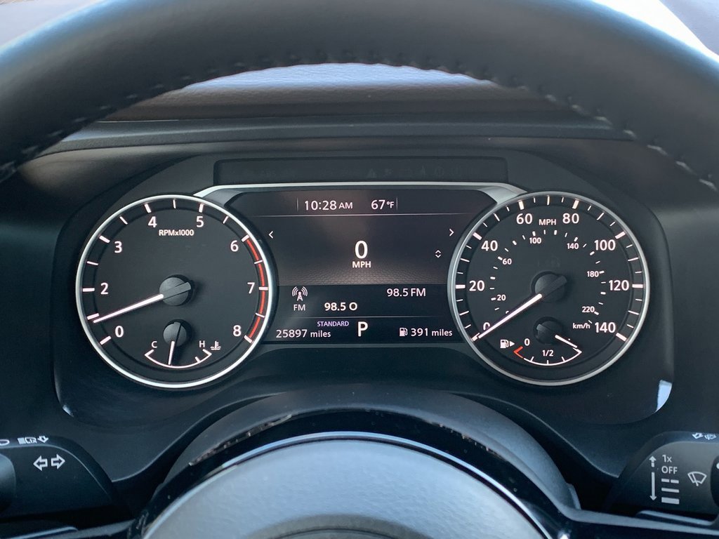 Used 2023 Nissan Rogue SV w/ SV Premium B Package image 11