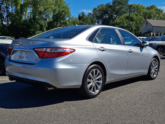 Used 2015 Toyota Camry XLE FWD image 6