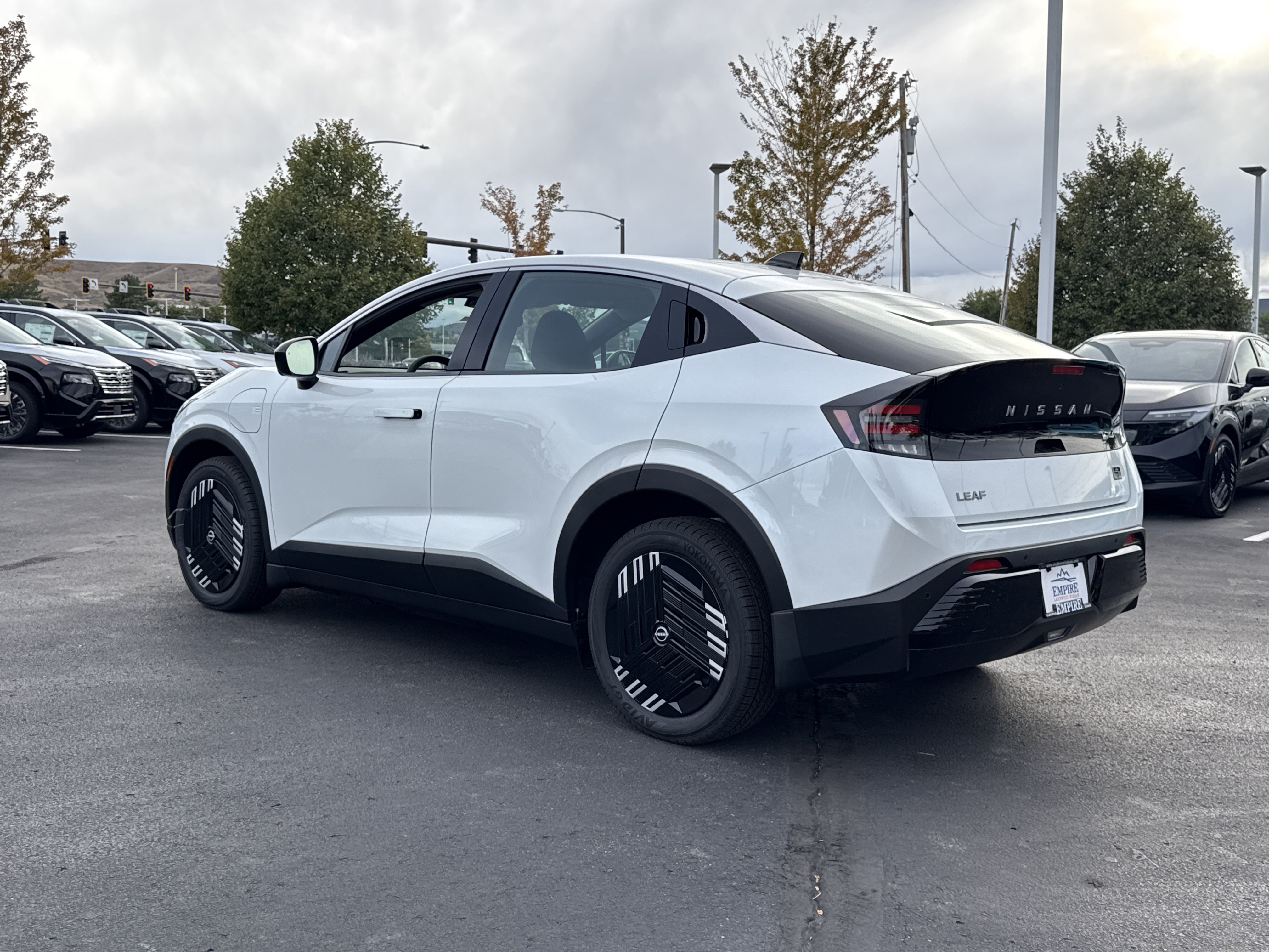 New 2026 Nissan Leaf w/ Floor Mat Package (S+) FWD image 4