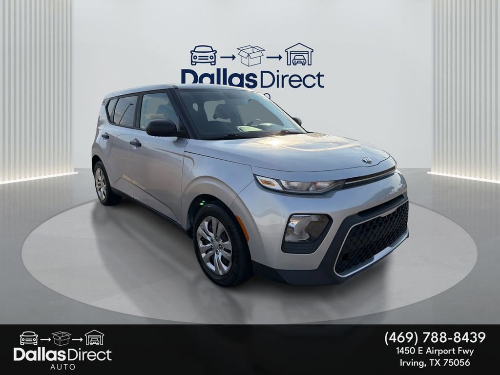 Used 2020 Kia Soul LX image 2