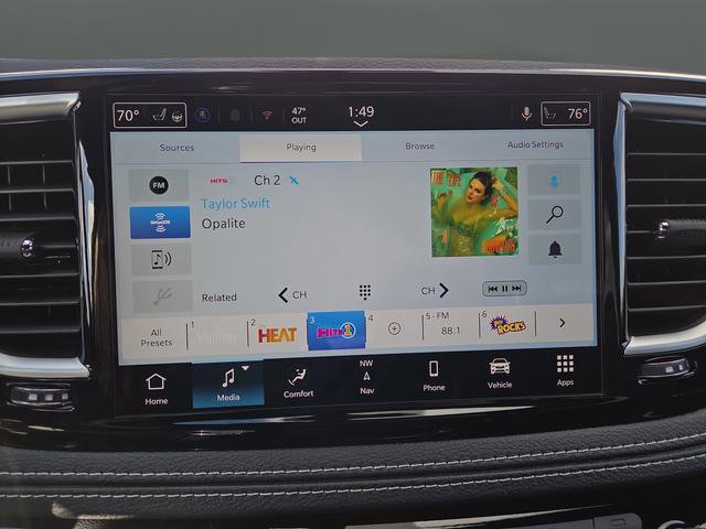 New 2026 Chrysler Pacifica Limited w/ S Appearance Package image 19