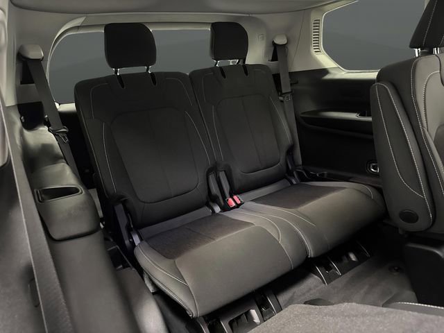 Used 2023 Jeep Grand Cherokee L Laredo image 29