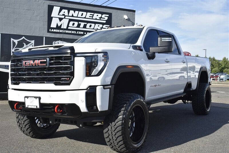 Used 2025 GMC Sierra 3500 AT4 w/ AT4 Premium Plus Package image 1