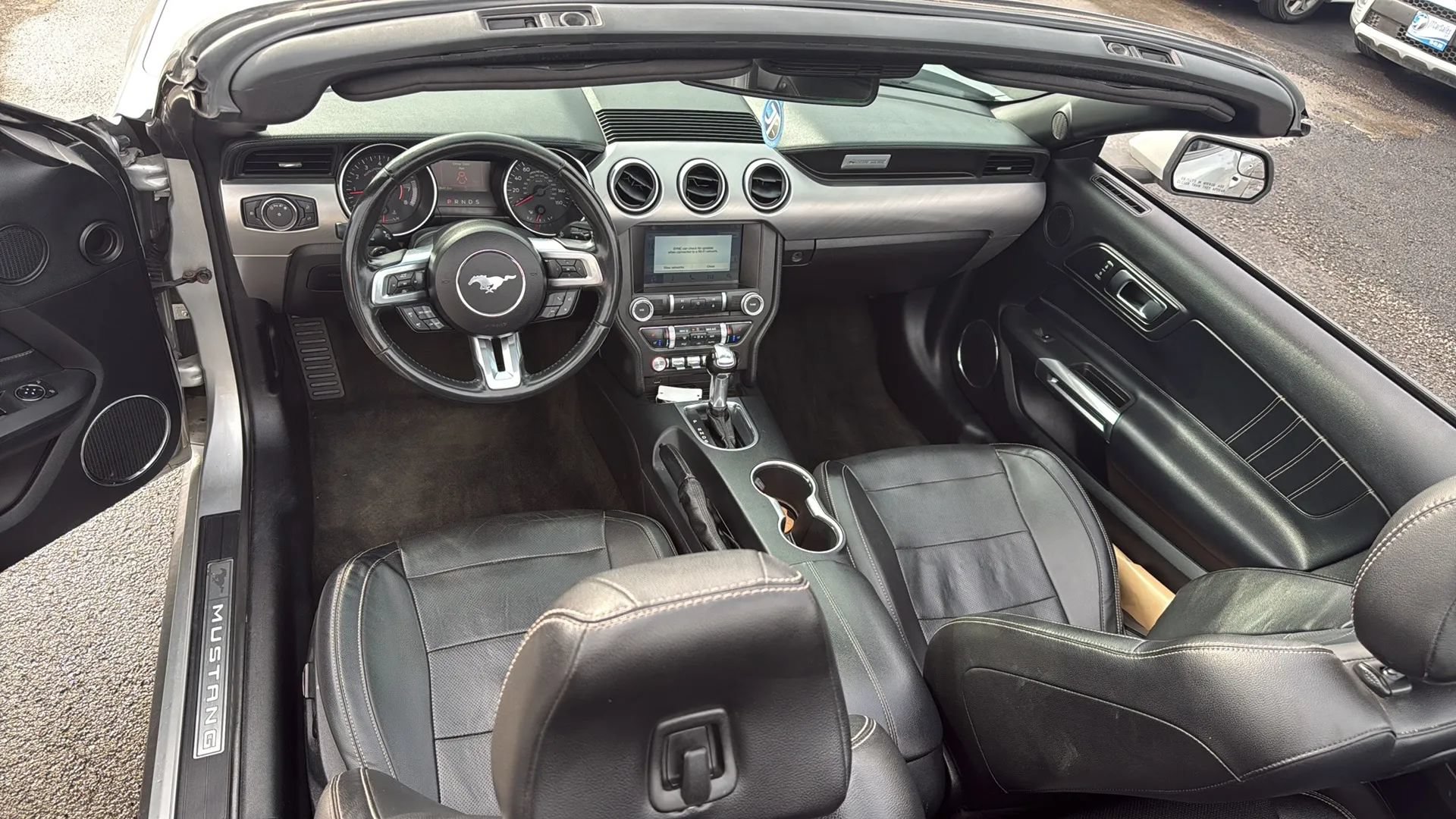 Used 2018 Ford Mustang Premium RWD image 14