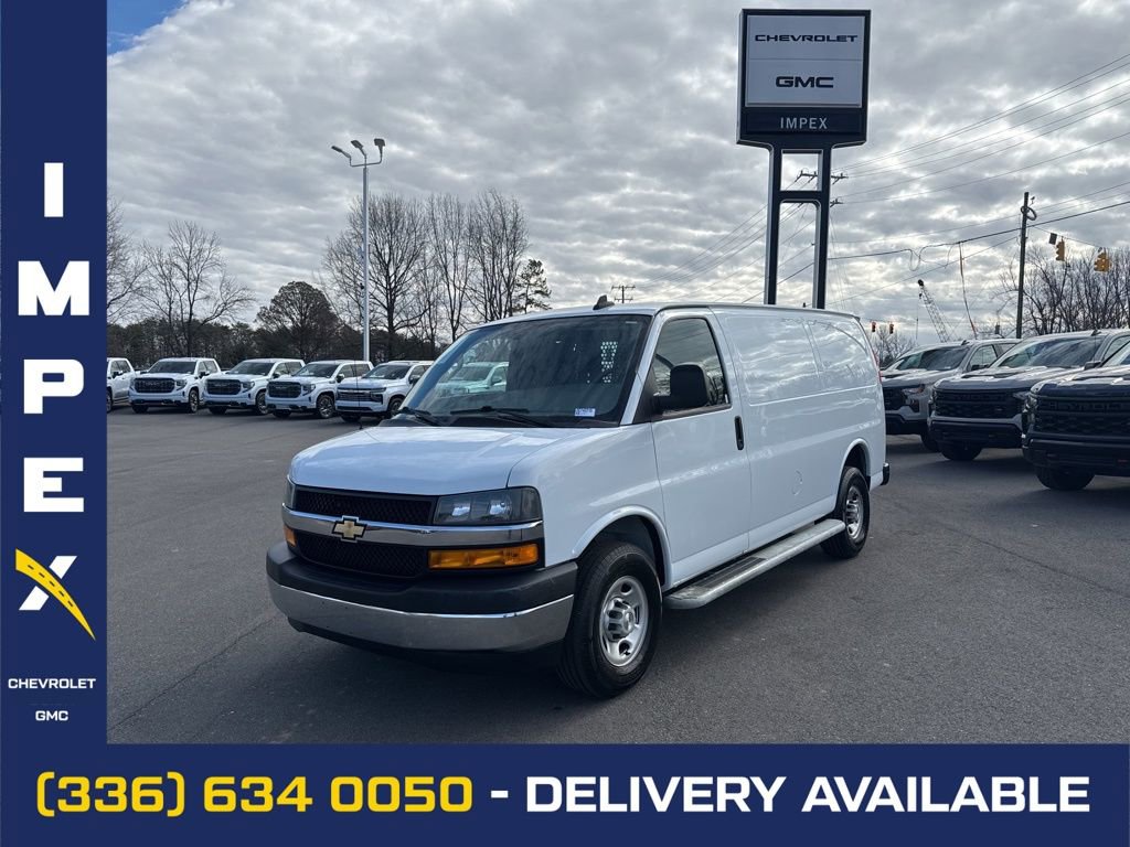 Used 2023 Chevrolet Express 2500 w/ Driver Convenience Package RWD image 1