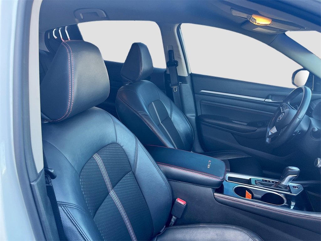 Used 2023 Nissan Altima 2.5 SR image 26