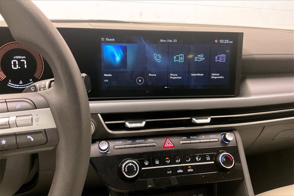 Certified 2025 Hyundai Sonata SE image 5