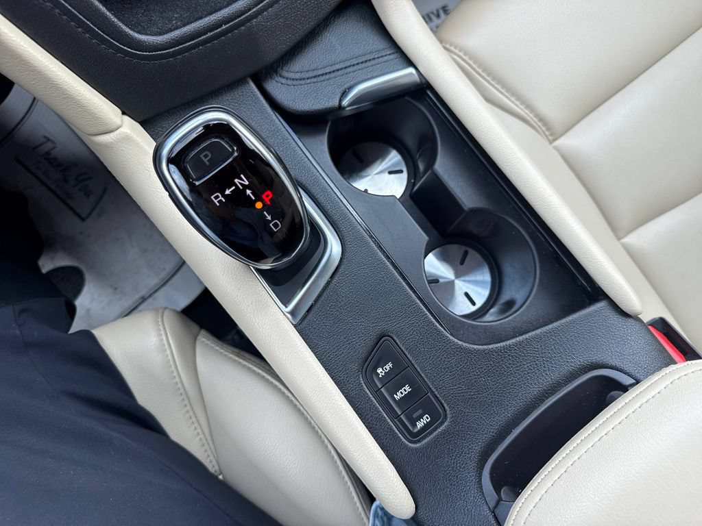 Used 2018 Cadillac XT5 AWD image 39