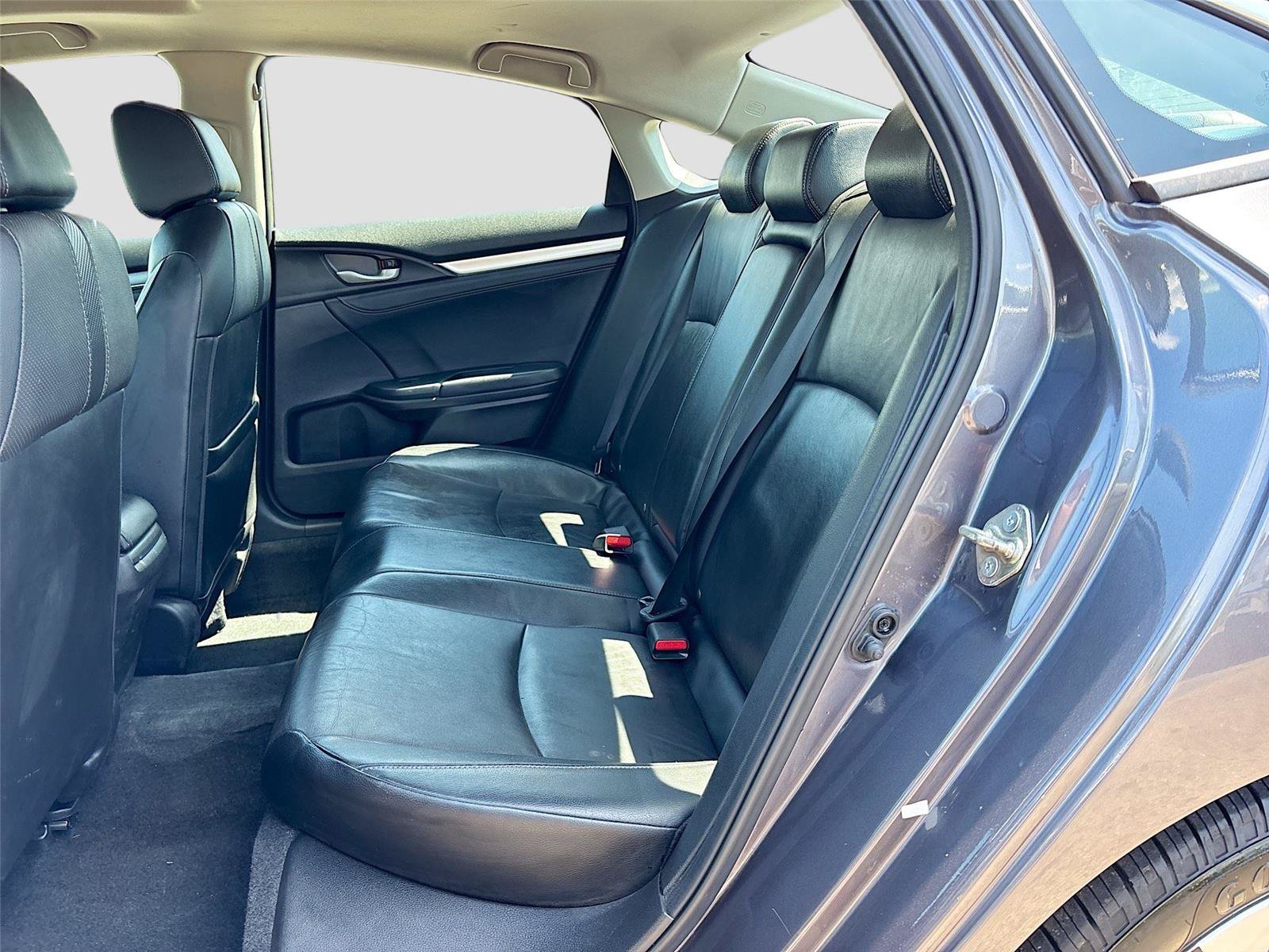 Used 2017 Honda Civic EX-L image 23