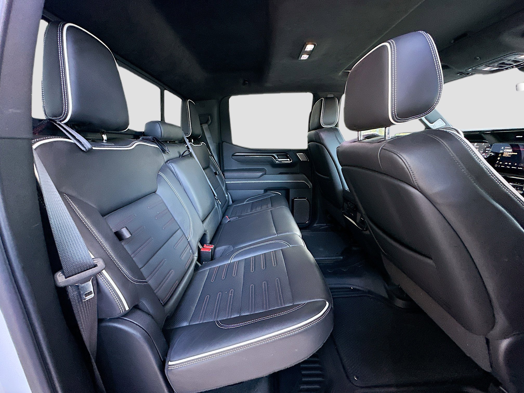 Used 2024 GMC Sierra 1500 AT4X image 29