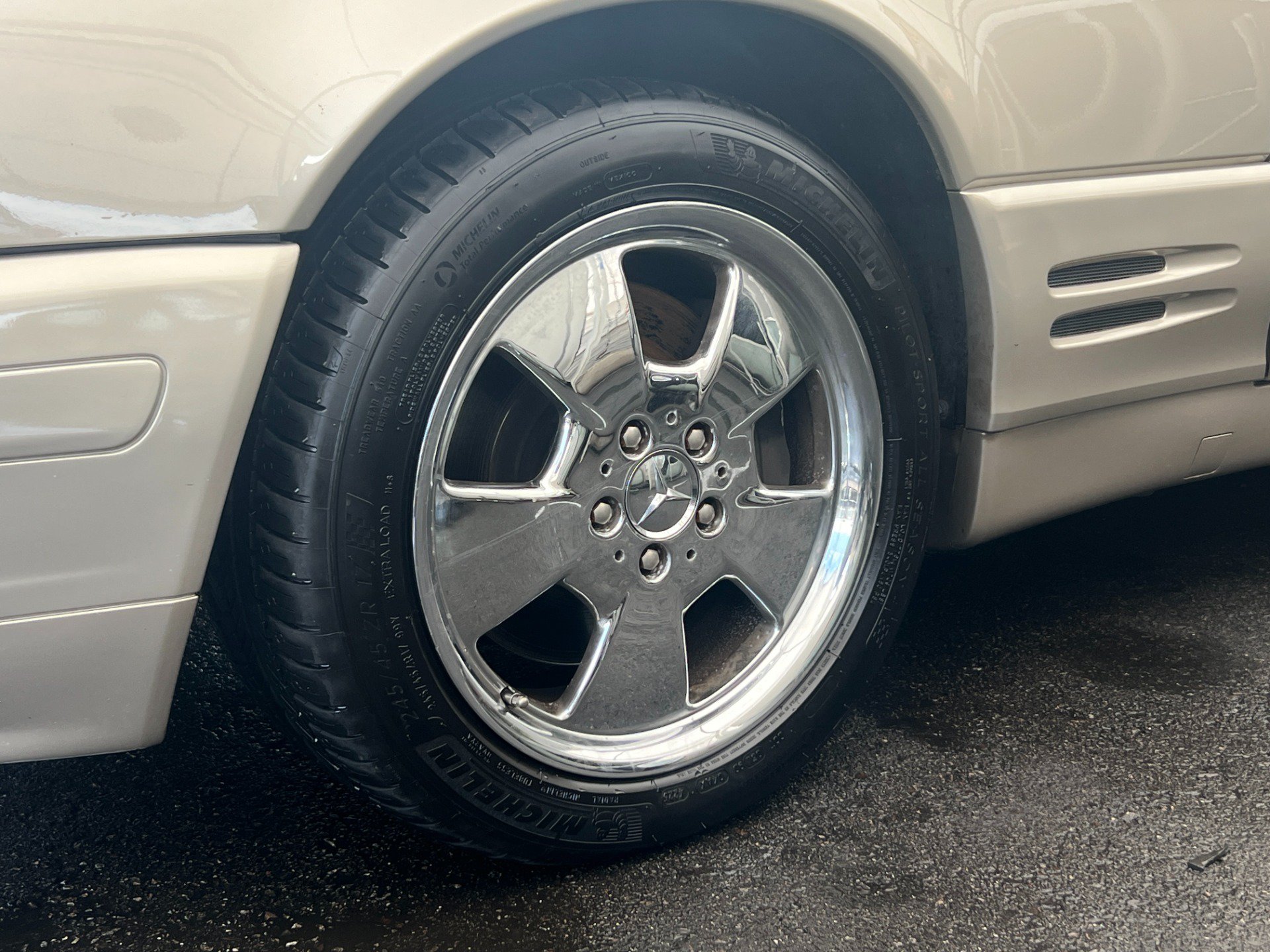 Used 1999 Mercedes-Benz SL 500 image 46