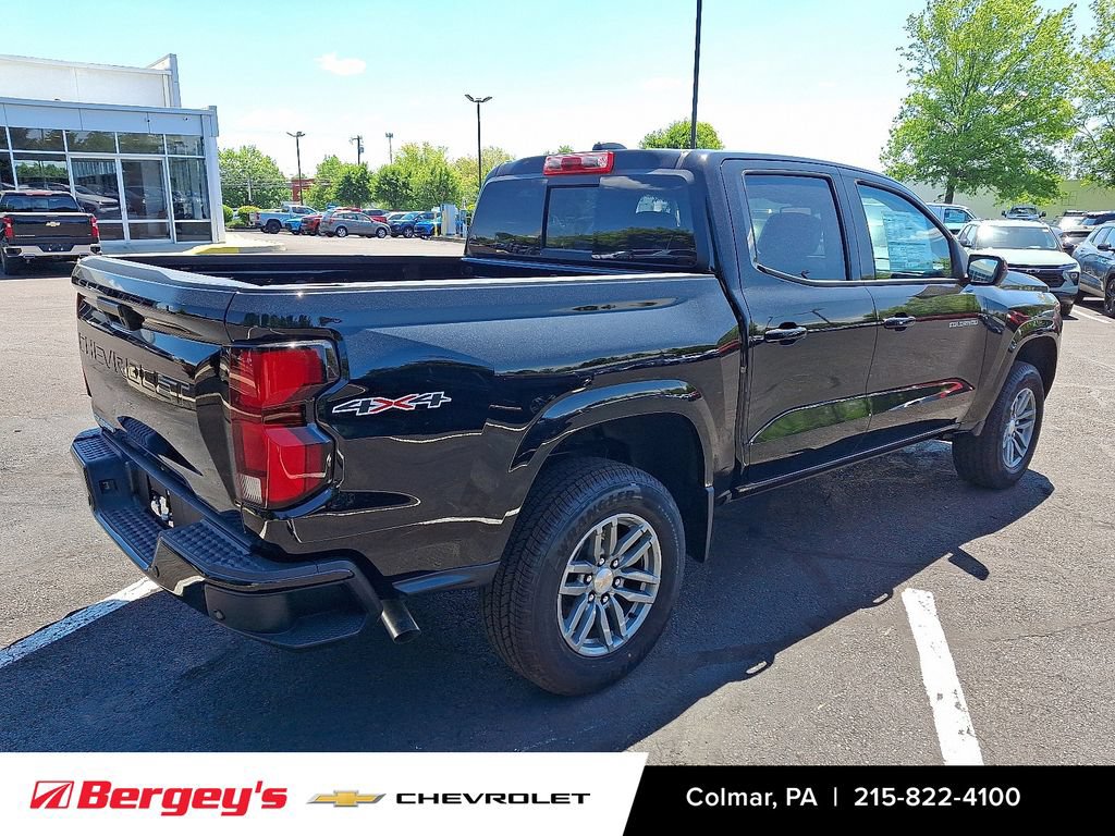 New 2026 Chevrolet Colorado LT w/ LT Convenience Package AWD/4WD image 3