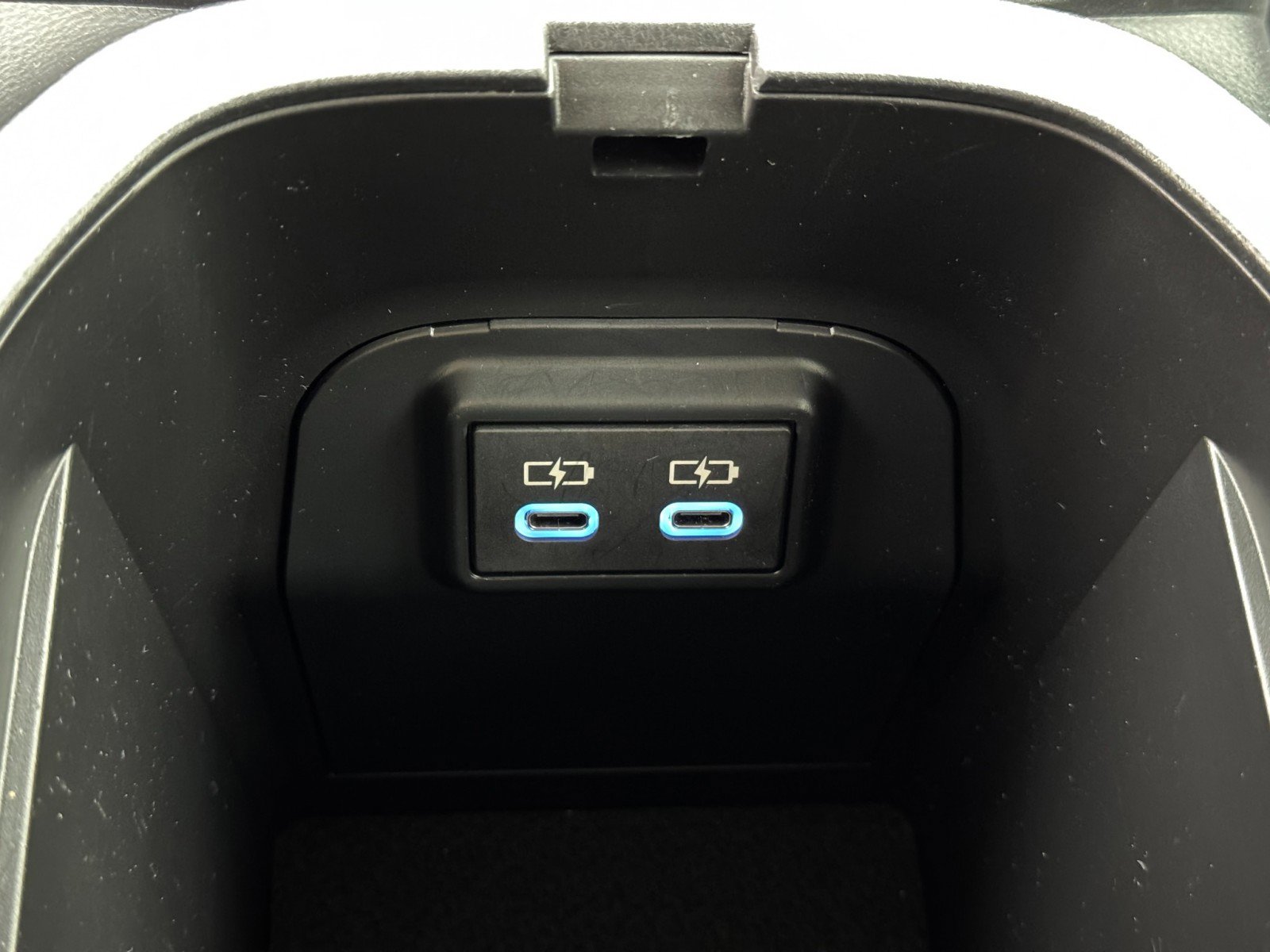 Used 2022 Toyota RAV4 XLE image 27