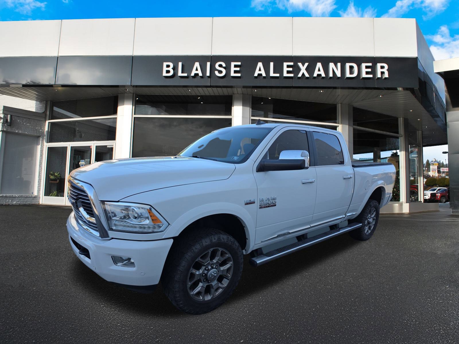 Used 2018 RAM 2500 Limited image 9