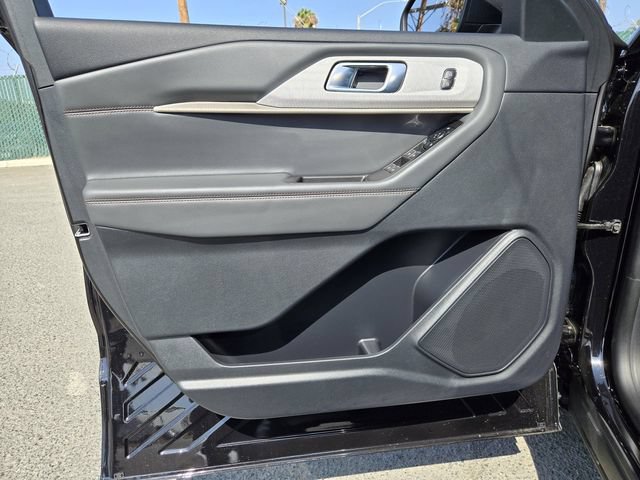 New 2026 Ford Explorer Active RWD image 15
