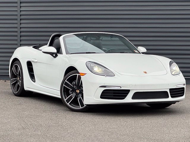 Used 2024 Porsche 718 Boxster RWD image 9