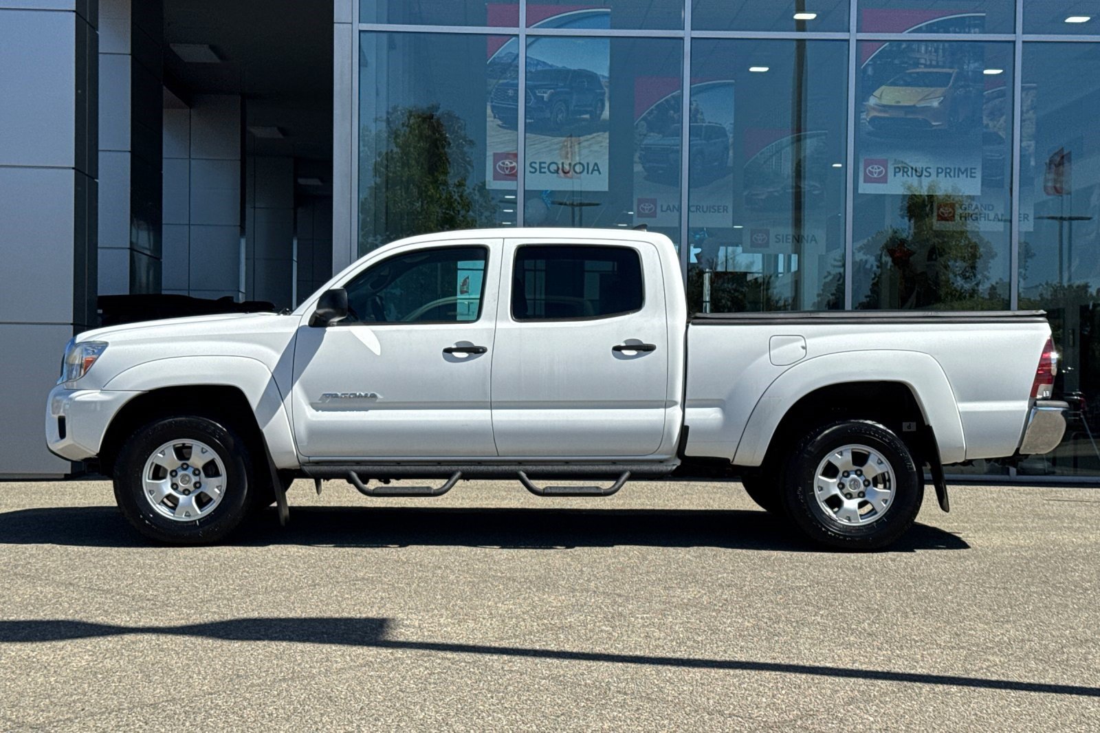 Used 2012 Toyota Tacoma PreRunner w/ SR5 Pkg RWD image 2
