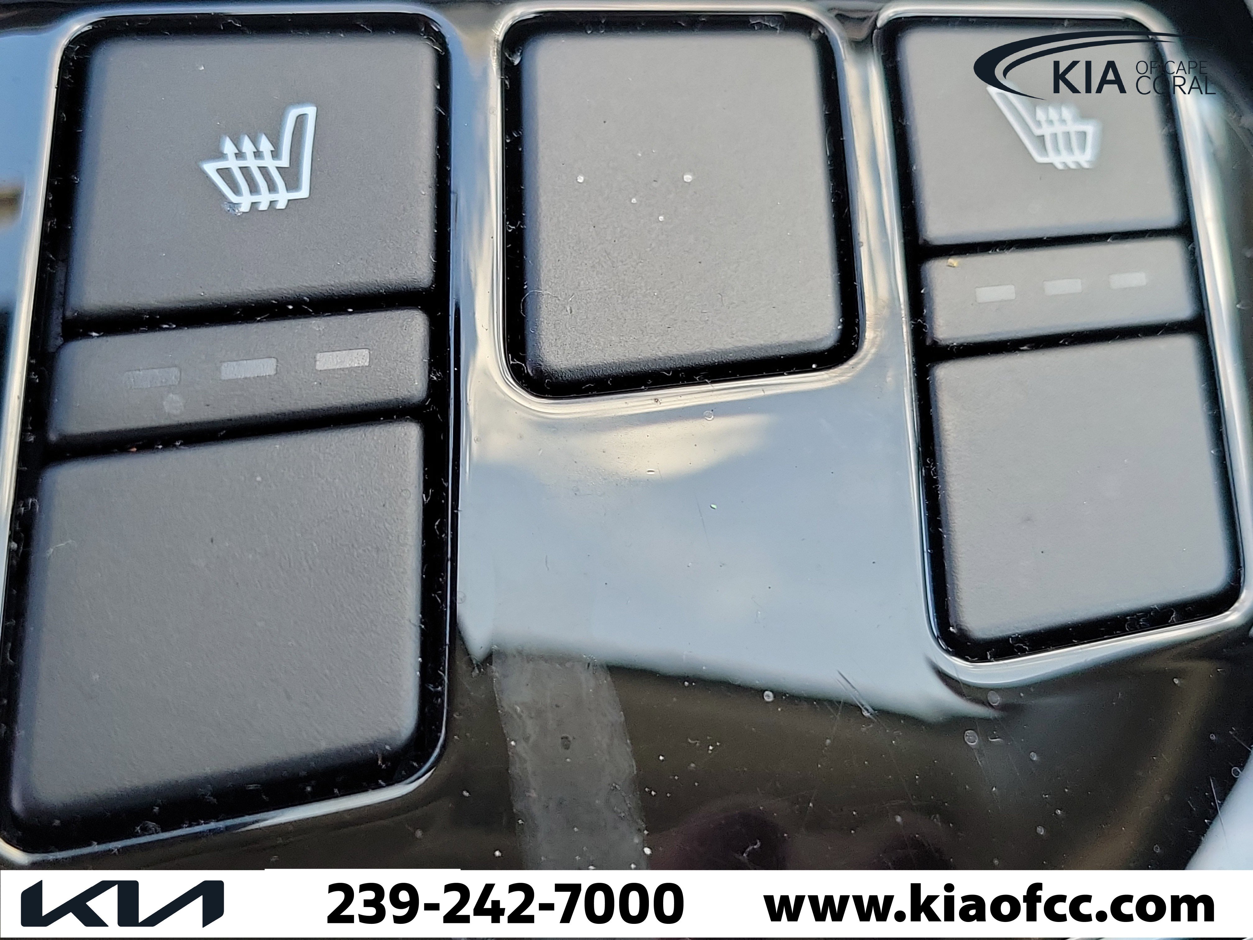 Certified 2023 Kia Sportage EX image 32