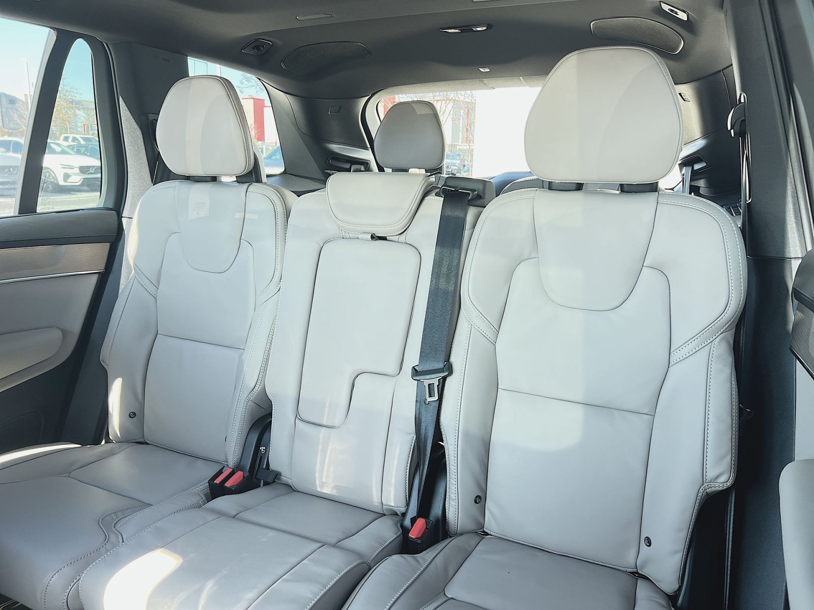 New 2026 Volvo XC90 T8 Ultra w/ Protection Package Premier AWD/4WD image 33