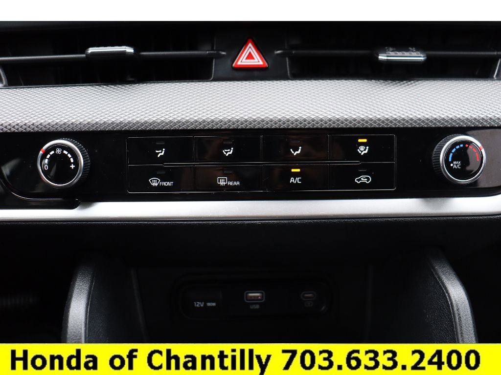 Used 2023 Kia Sportage LX image 13