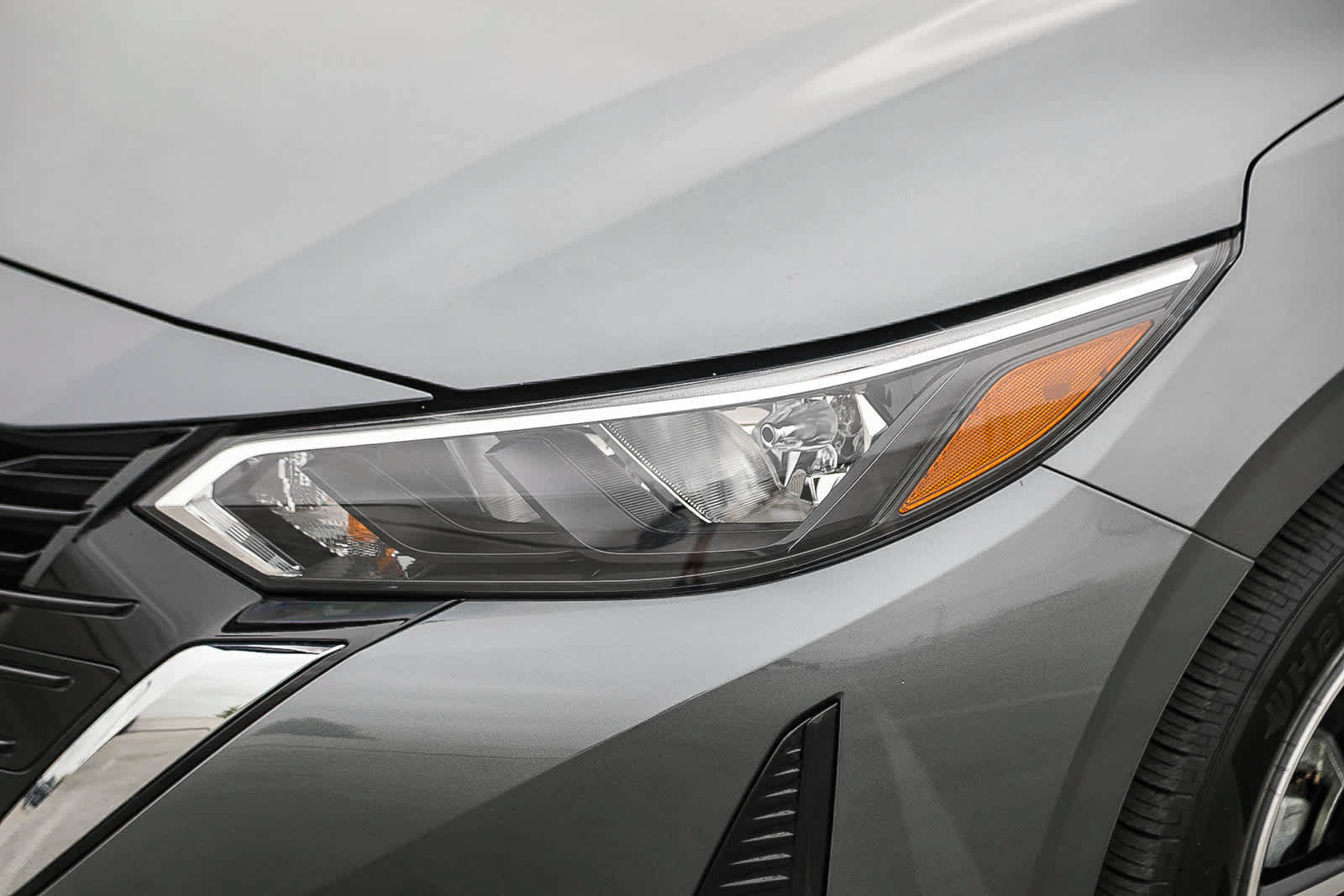 Used 2025 Nissan Sentra SV w/ All-Weather Package FWD image 8