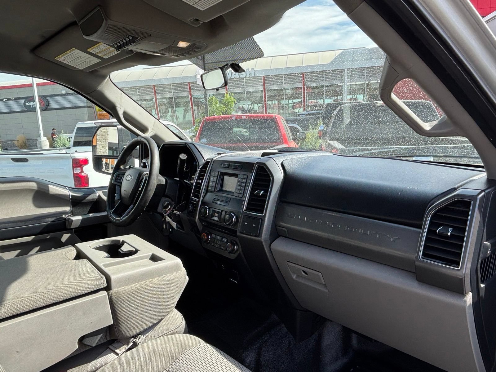 Used 2018 Ford F350 XLT w/ Camper Package AWD/4WD image 26