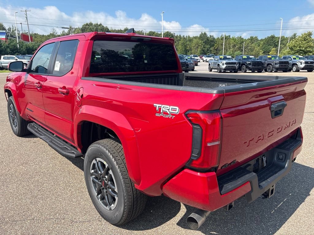Used 2026 Toyota Tacoma TRD Sport AWD/4WD image 4