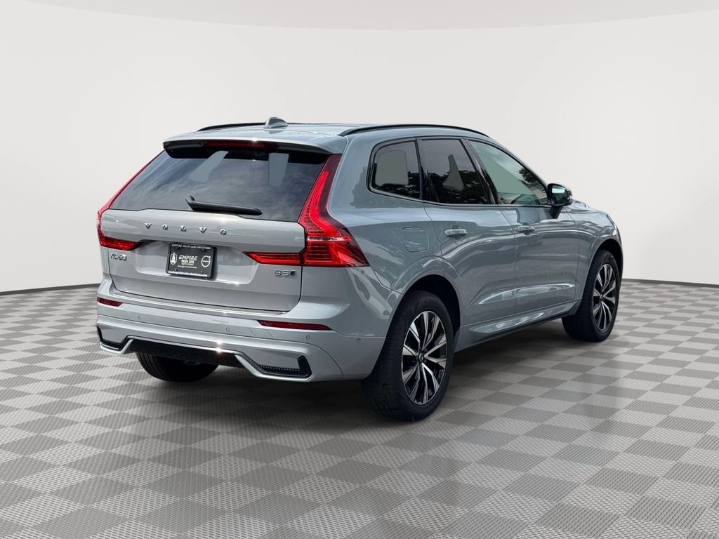 Certified 2024 Volvo XC60 B5 Plus w/ Protection Package Premier AWD/4WD image 4
