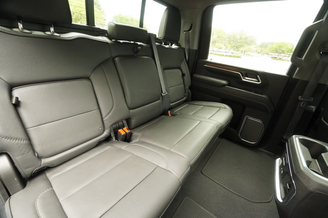 Used 2024 GMC Sierra 2500 Denali w/ Denali Reserve Package AWD/4WD image 34