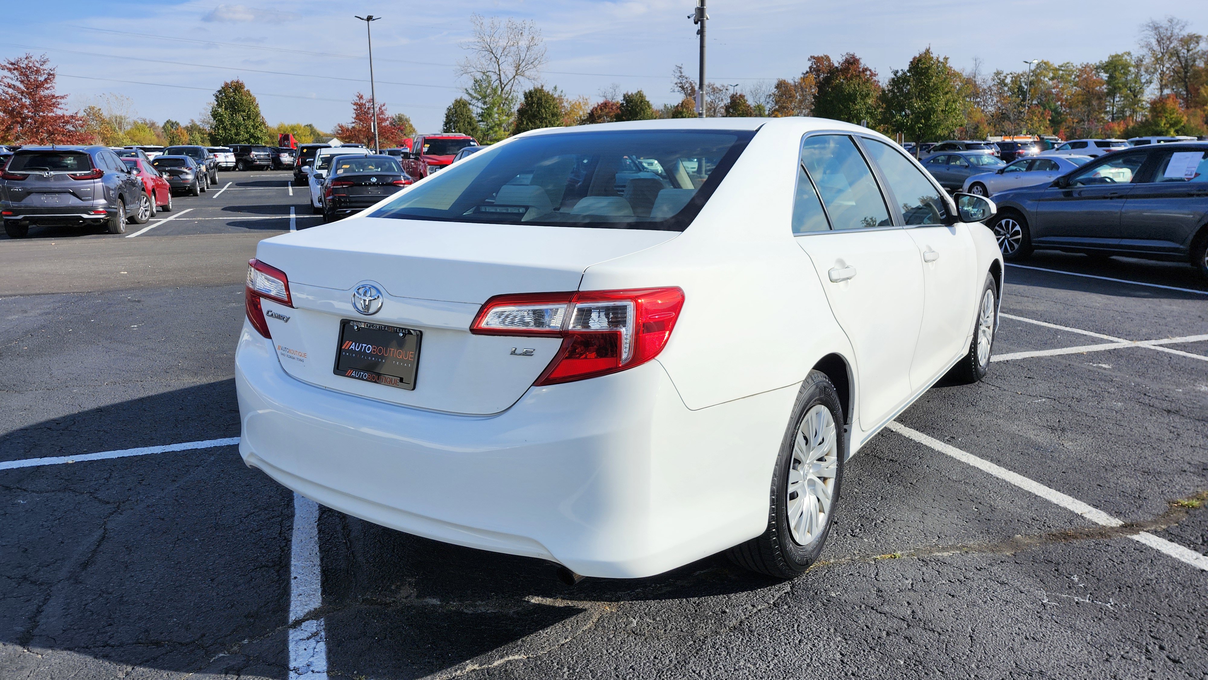Used 2012 Toyota Camry LE image 11