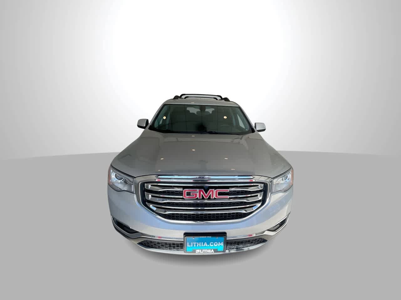 Used 2017 GMC Acadia SLE AWD/4WD image 3