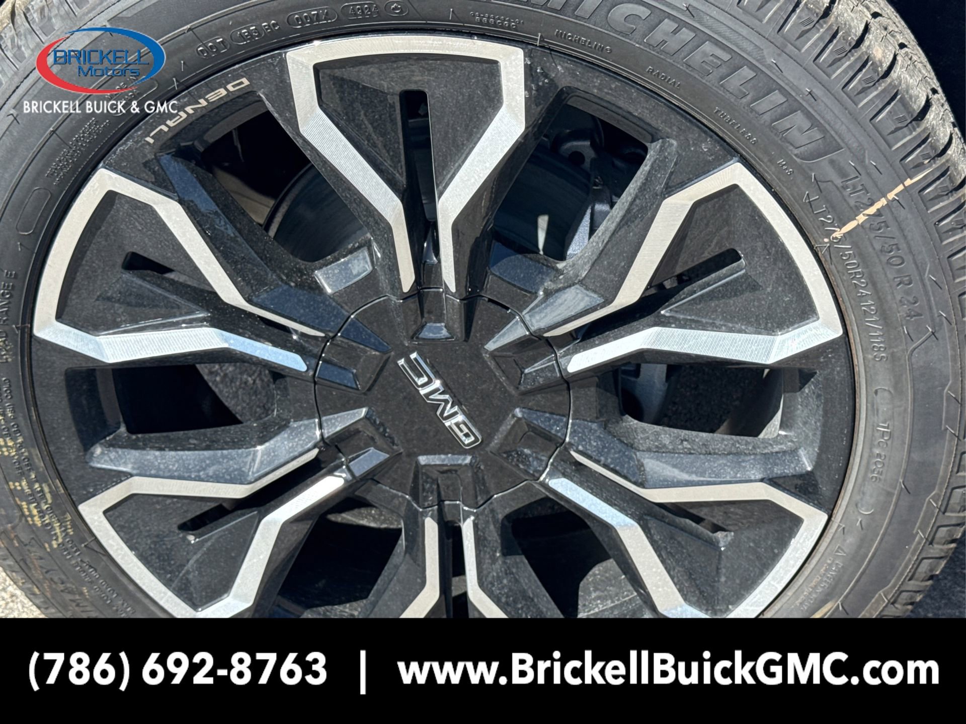 New 2025 GMC Sierra EV Denali image 13