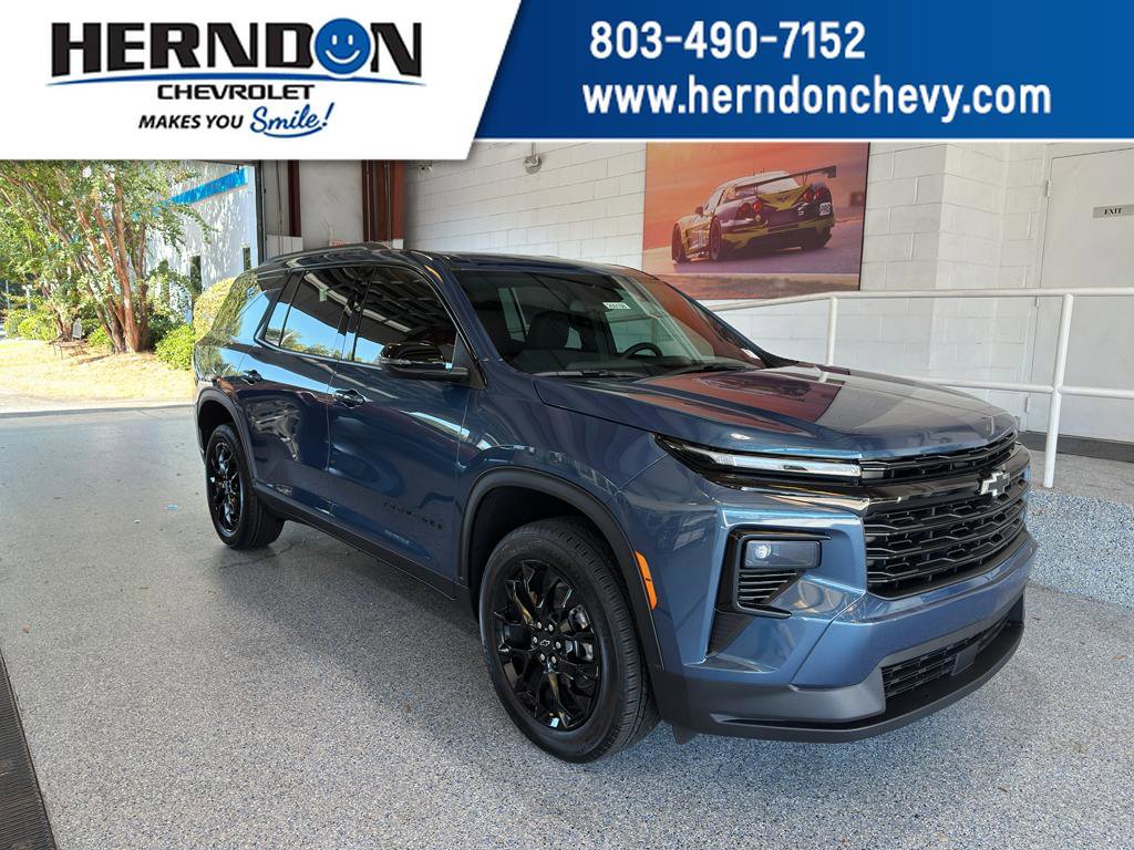 New 2026 Chevrolet Traverse LT w/ Midnight/Sport Edition