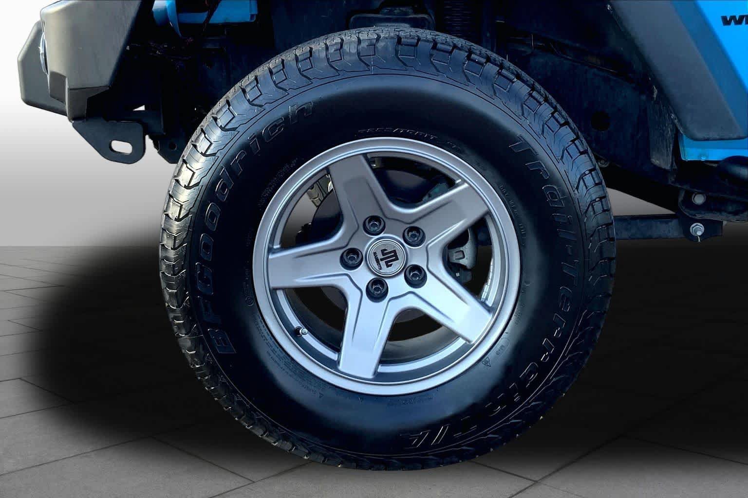 Used 2017 Jeep Wrangler Sport w/ Quick Order Package 23S AWD/4WD image 10