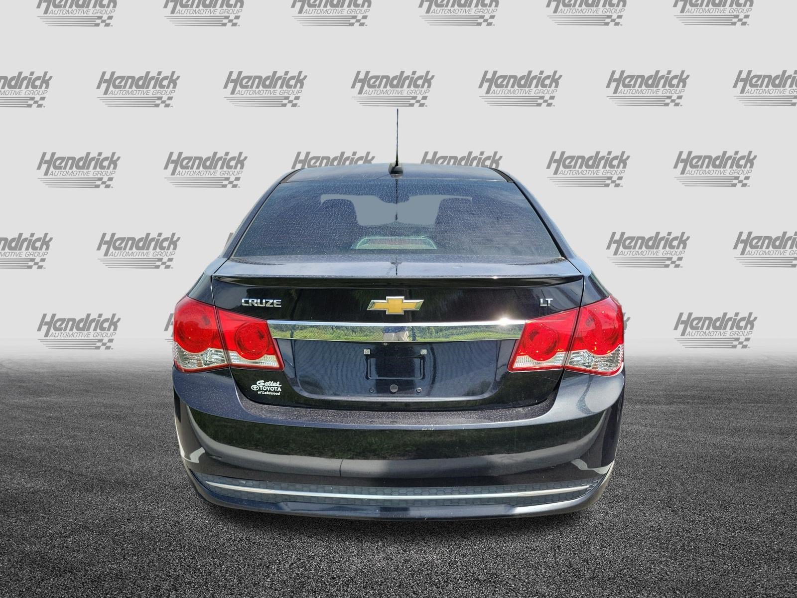 Used 2016 Chevrolet Cruze LT w/ Sun And Sound Package FWD image 9