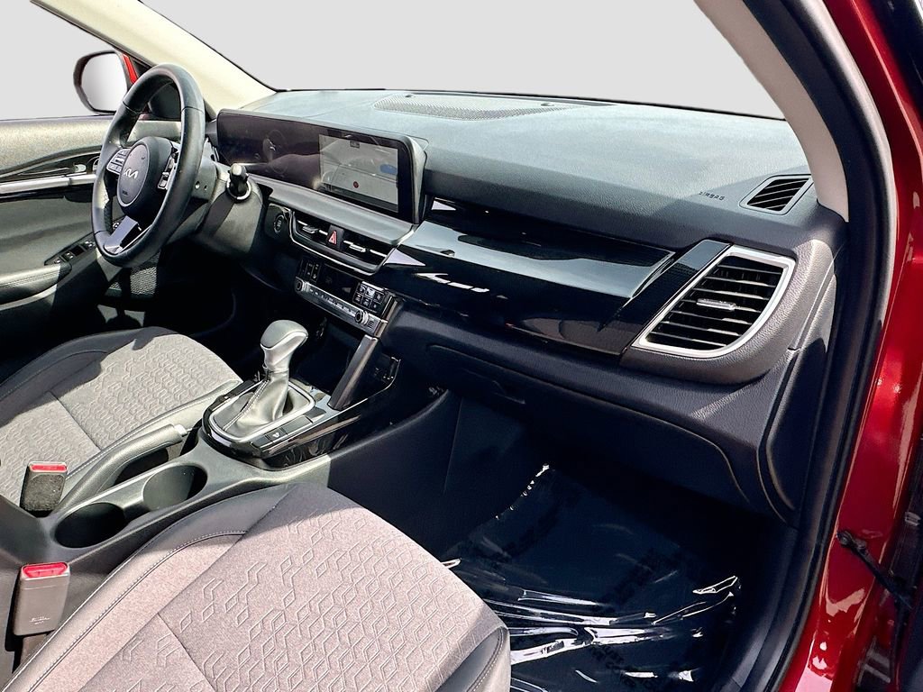 Certified 2024 Kia Seltos S FWD image 27