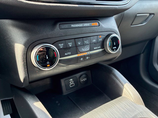 Certified 2025 Ford Escape ST-Line FWD image 31