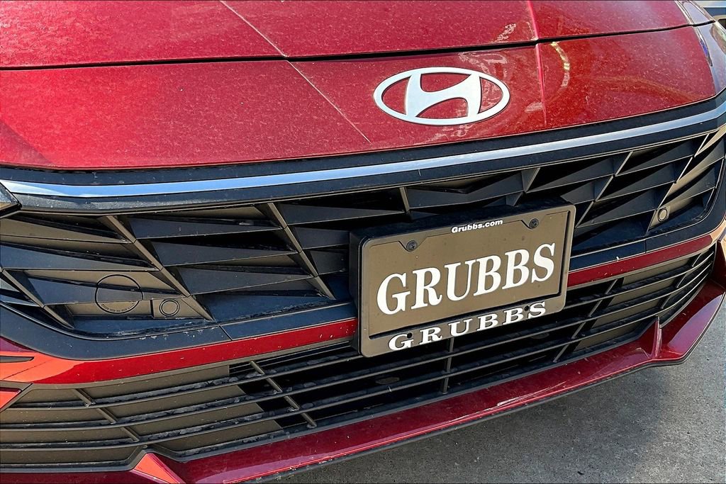 New 2025 Hyundai Elantra SEL image 36