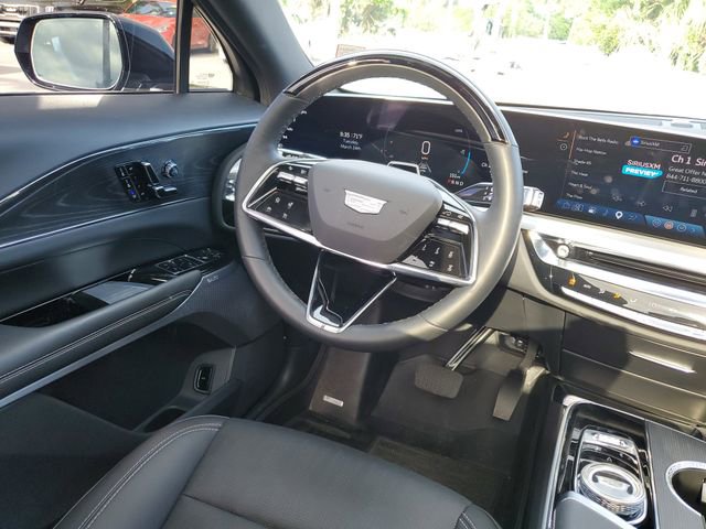 Used 2024 Cadillac Lyriq Sport image 10