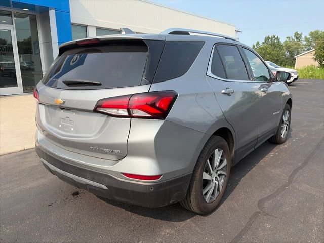 Used 2024 Chevrolet Equinox Premier AWD/4WD image 11