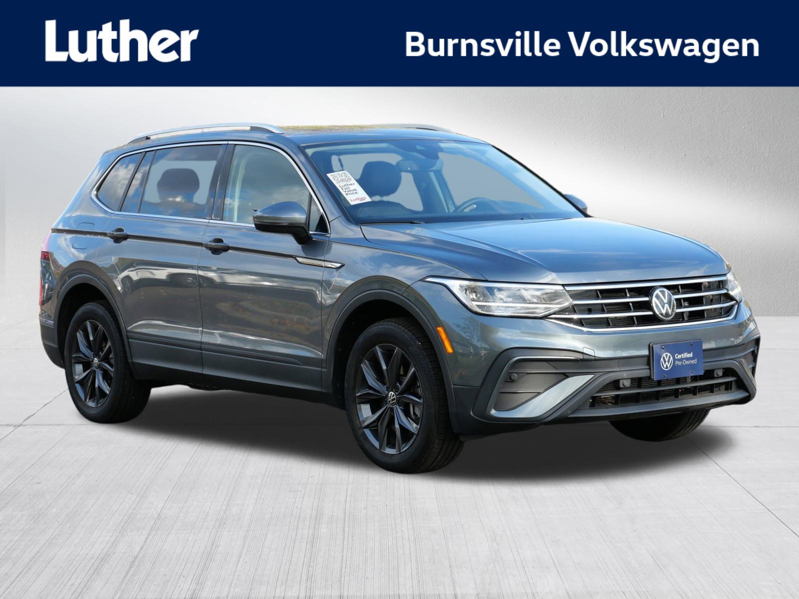 Certified 2022 Volkswagen Tiguan SE w/ Panoramic Sunroof Package