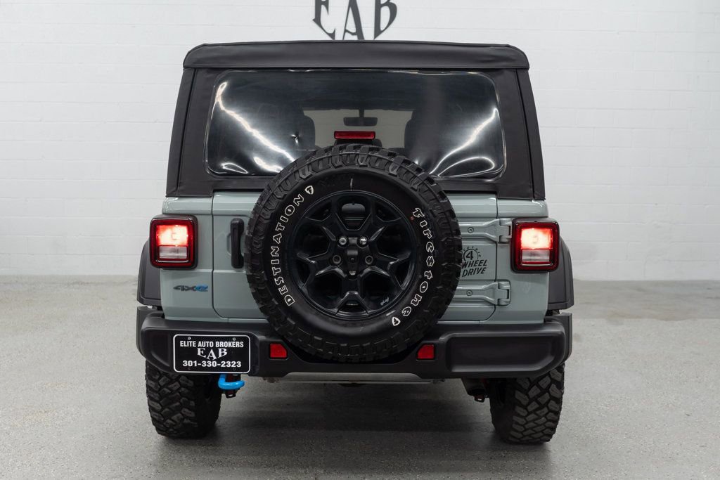 Used 2023 Jeep Wrangler Unlimited w/ 8.4" Radio Group AWD/4WD image 4