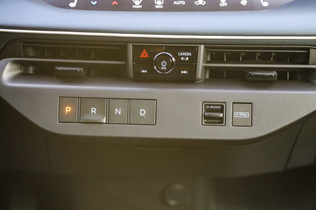 New 2026 Nissan Leaf SV+ image 14