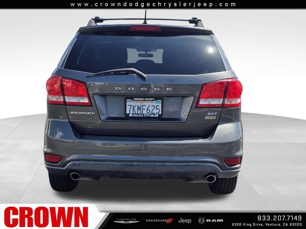 Used 2015 Dodge Journey SXT w/ Flexible Seating Group image 5