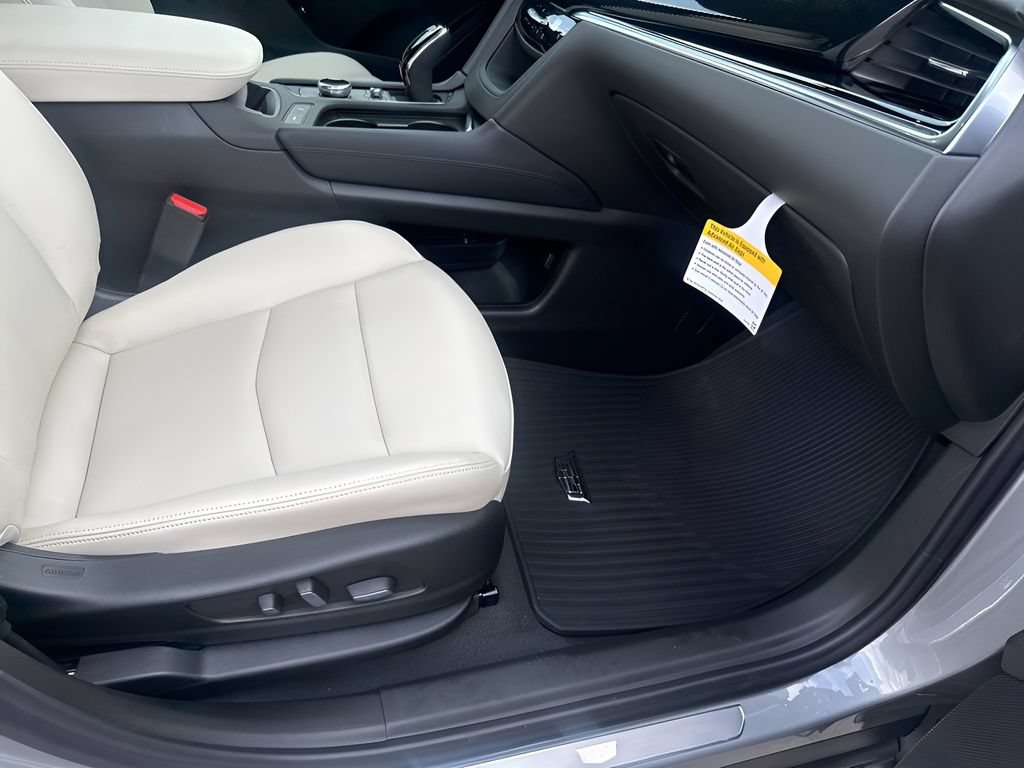 New 2025 Cadillac XT6 Sport w/ Technology Package AWD/4WD image 14