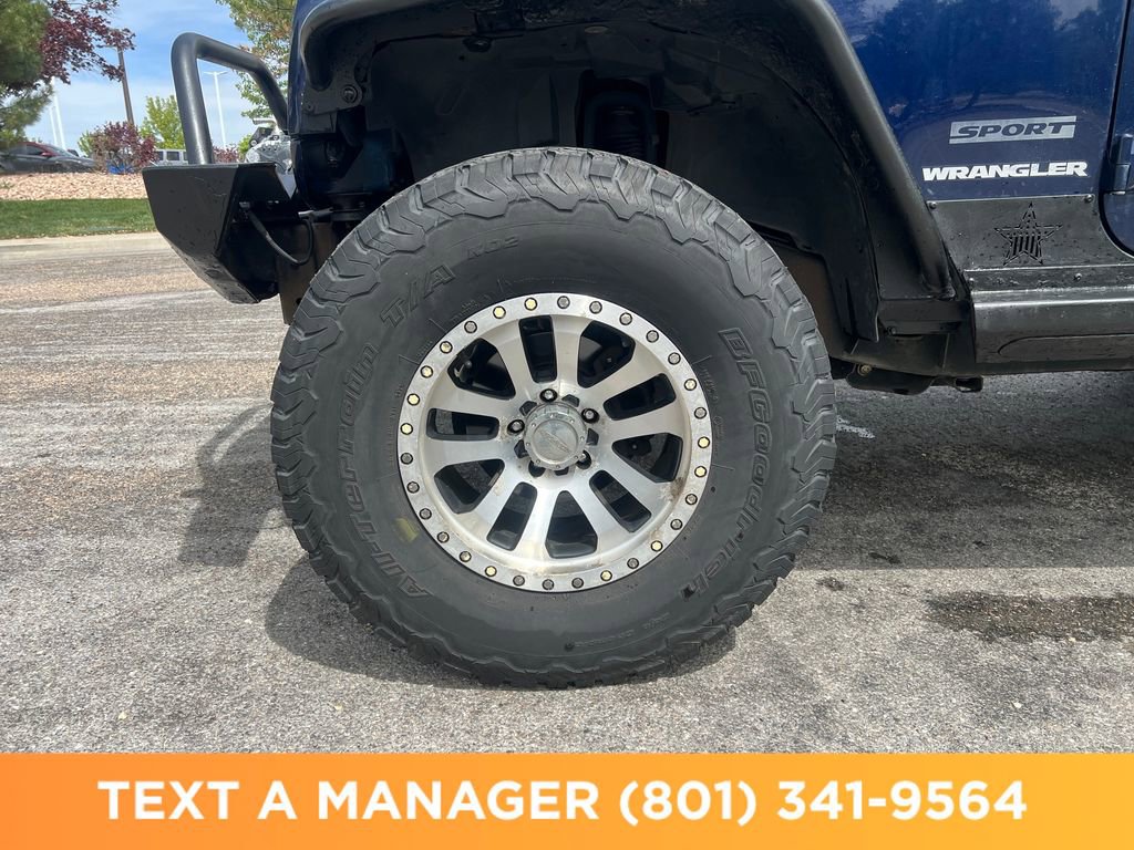 Used 2013 Jeep Wrangler Sport w/ Connectivity Group image 11