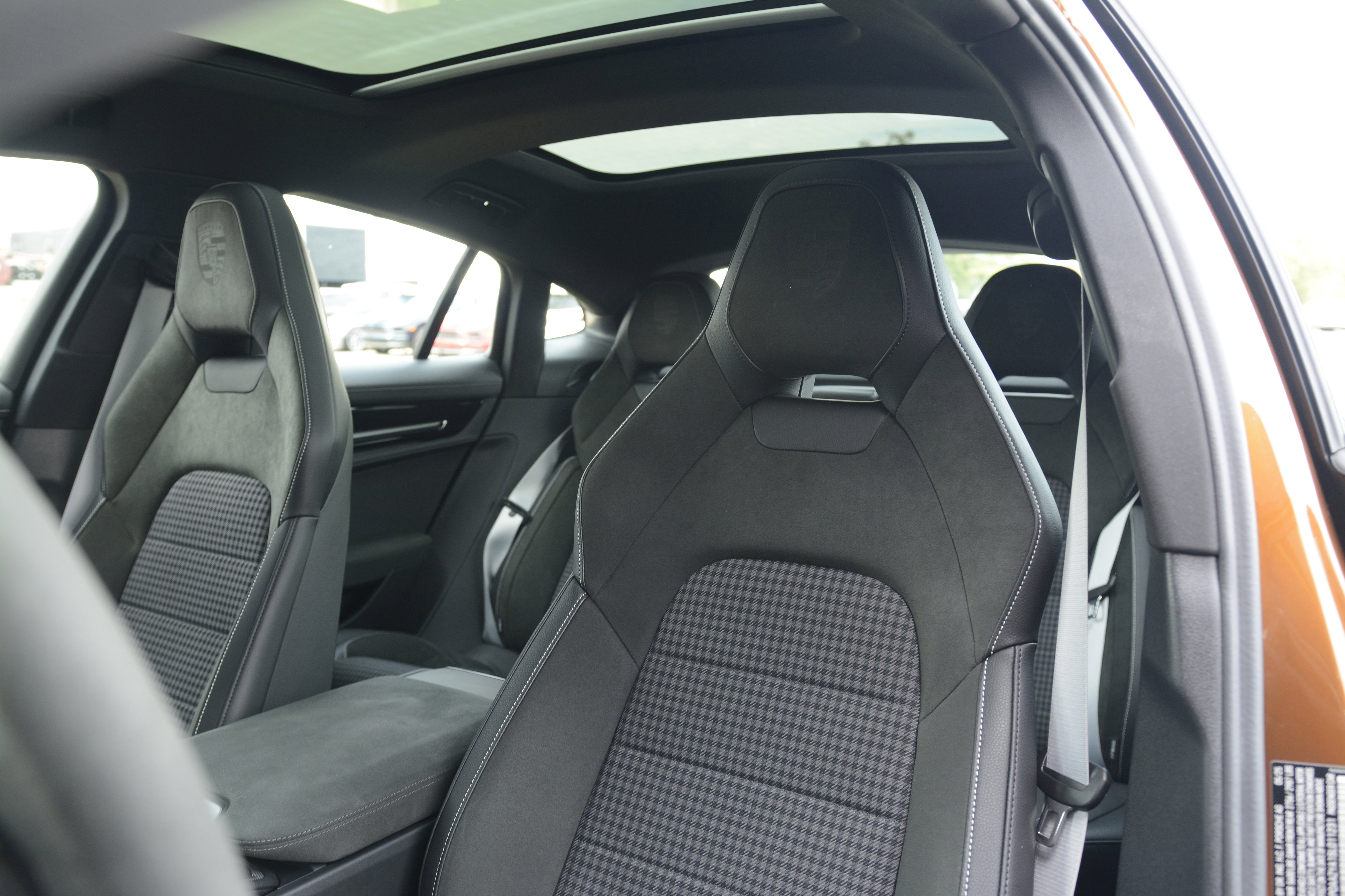 Certified 2025 Porsche Panamera 4 AWD/4WD image 5