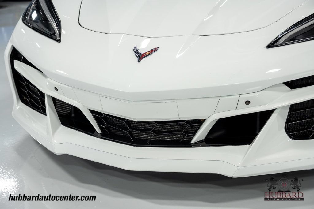 Used 2024 Chevrolet Corvette E-Ray w/ Chrome Exterior Badge Package AWD/4WD image 14